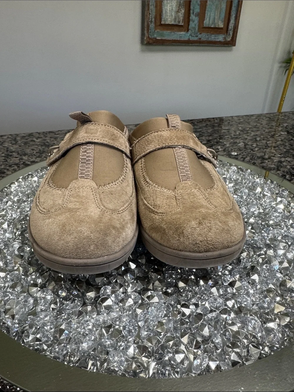 BareTraps Noella Beige Suede Slip-On Clogs mule 8.5 - 9